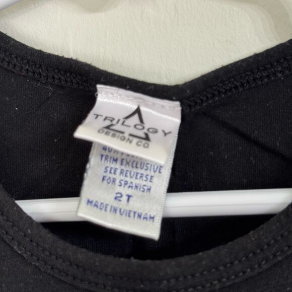 Trilogy Hip Hop Tank Top  Size 2T Black & Red - Picture 2 of 2